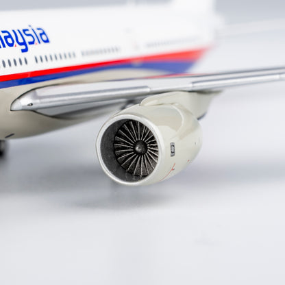 1/400 Malaysia Airlines B777-200ER 9M-MRO NG72057