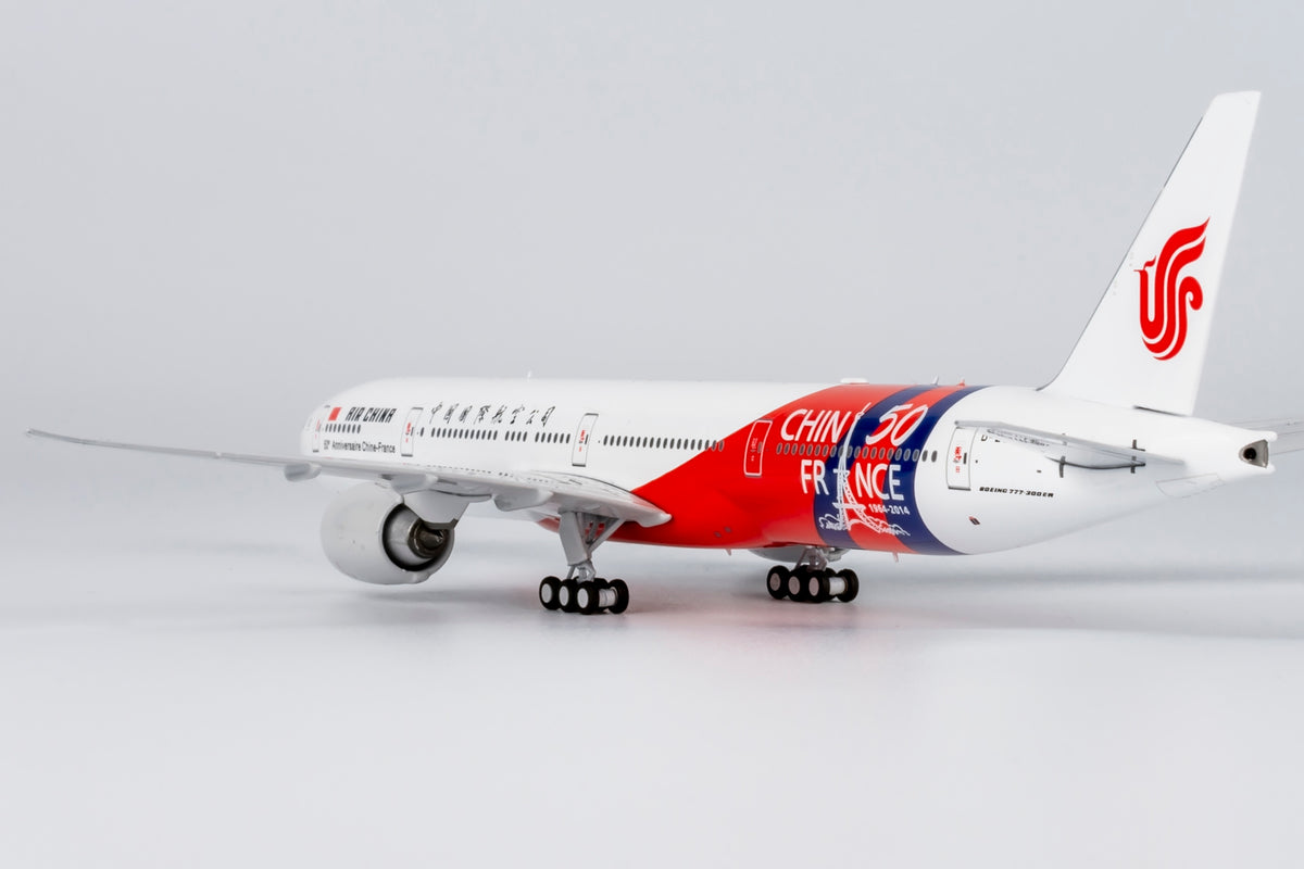 1/400 Air China Boeing 777-300ER B-2047 NG73046