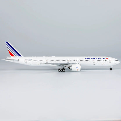 1/400 Air France Boeing 777-300ER F-GZNA NG73053