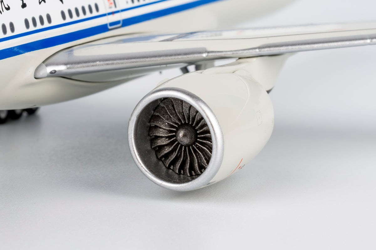 1/400 Air China Boeing 777-300ER B-2036 NG73063