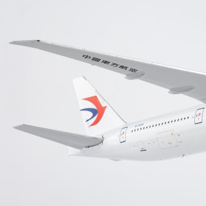 1/400 China Eastern Airlines Boeing 777-300ER B-2025 NG73077