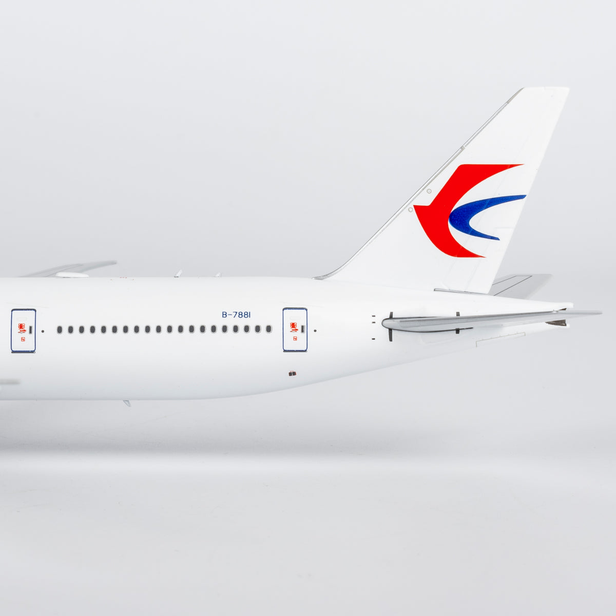 1/400 China Eastern Airlines Boeing 777-300ER B-7881 NG73078