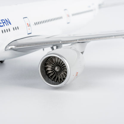 1/400 China Eastern Airlines Boeing 777-300ER B-7881 NG73078