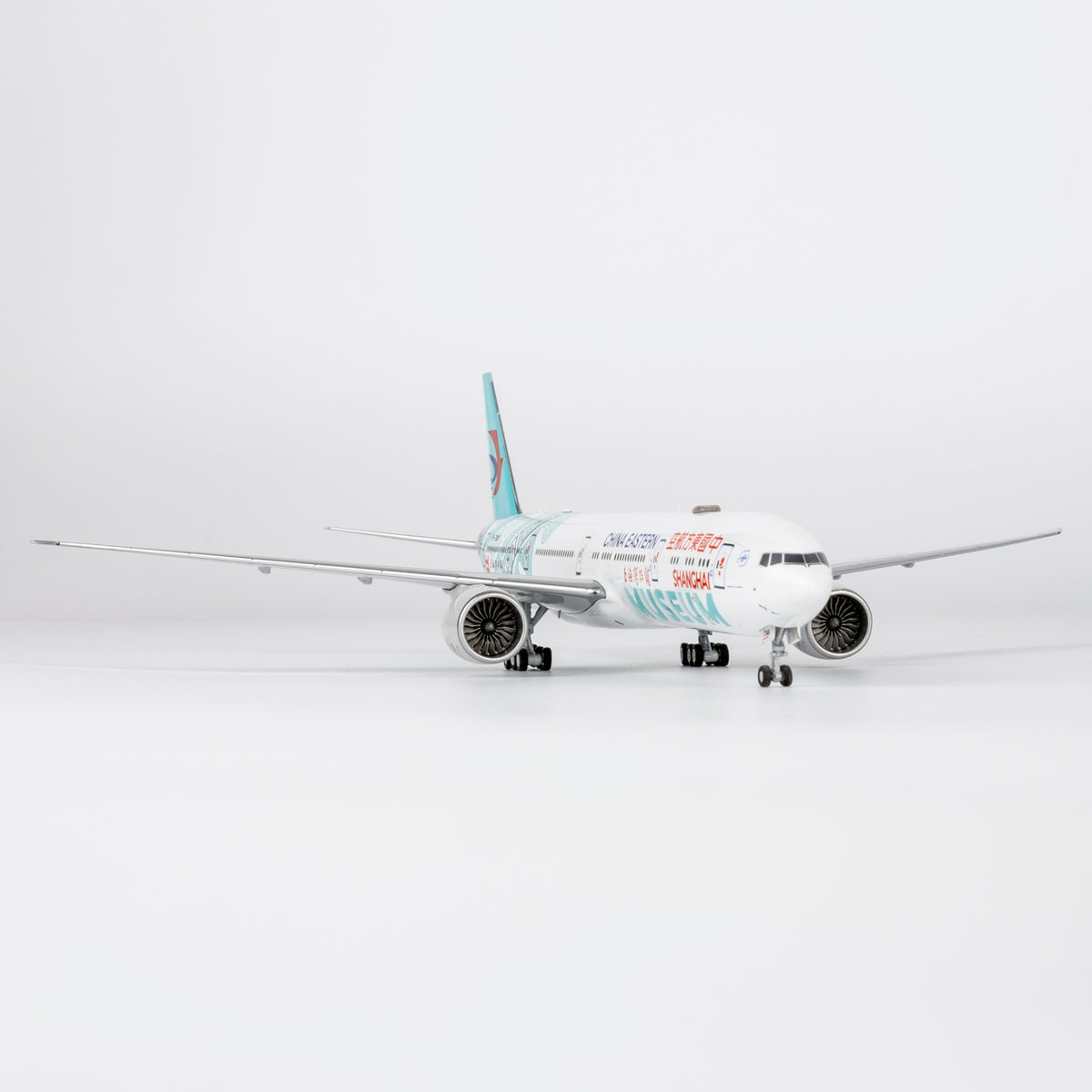 1/400 China Eastern Airlines Boeing 777-300ER B-7349 NG73080