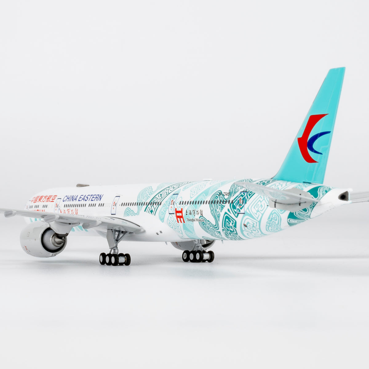 1/400 China Eastern Airlines Boeing 777-300ER B-7349 NG73080