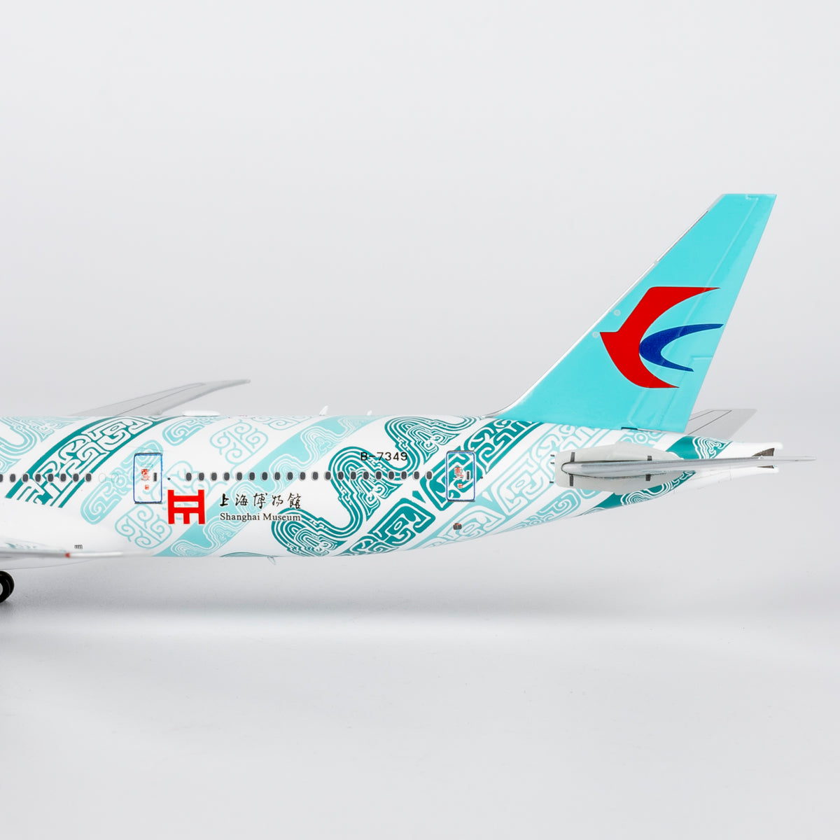 1/400 China Eastern Airlines Boeing 777-300ER B-7349 NG73082
