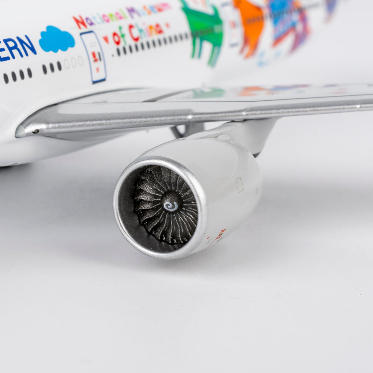 1/400 China Eastern Airlines Boeing 777-300ER B-7882 "National Museum of China; Ultimate Collection" NG73088
