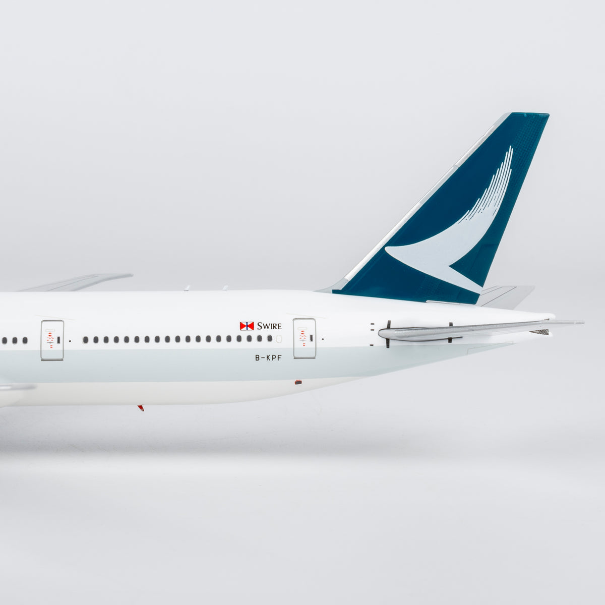 1/400 Cathay Pacific Boeing 777-300ER B-KPF NG73099