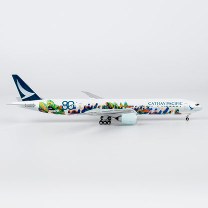 1/400 Cathay Pacific Boeing 777-300ER B-KQU NG73109