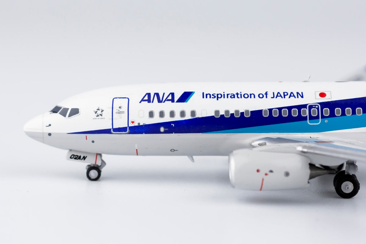 1/400 ANA Boeing 737-700 JA02AN NG77025
