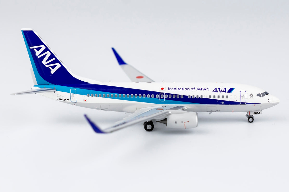1/400 ANA Boeing 737-700 JA02AN NG77025 - cover
