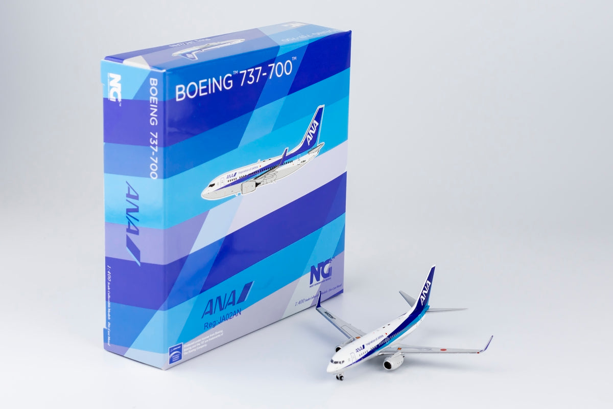 1/400 ANA Boeing 737-700 JA02AN NG77025