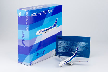 1/400 ANA Boeing 737-700 JA02AN NG77025