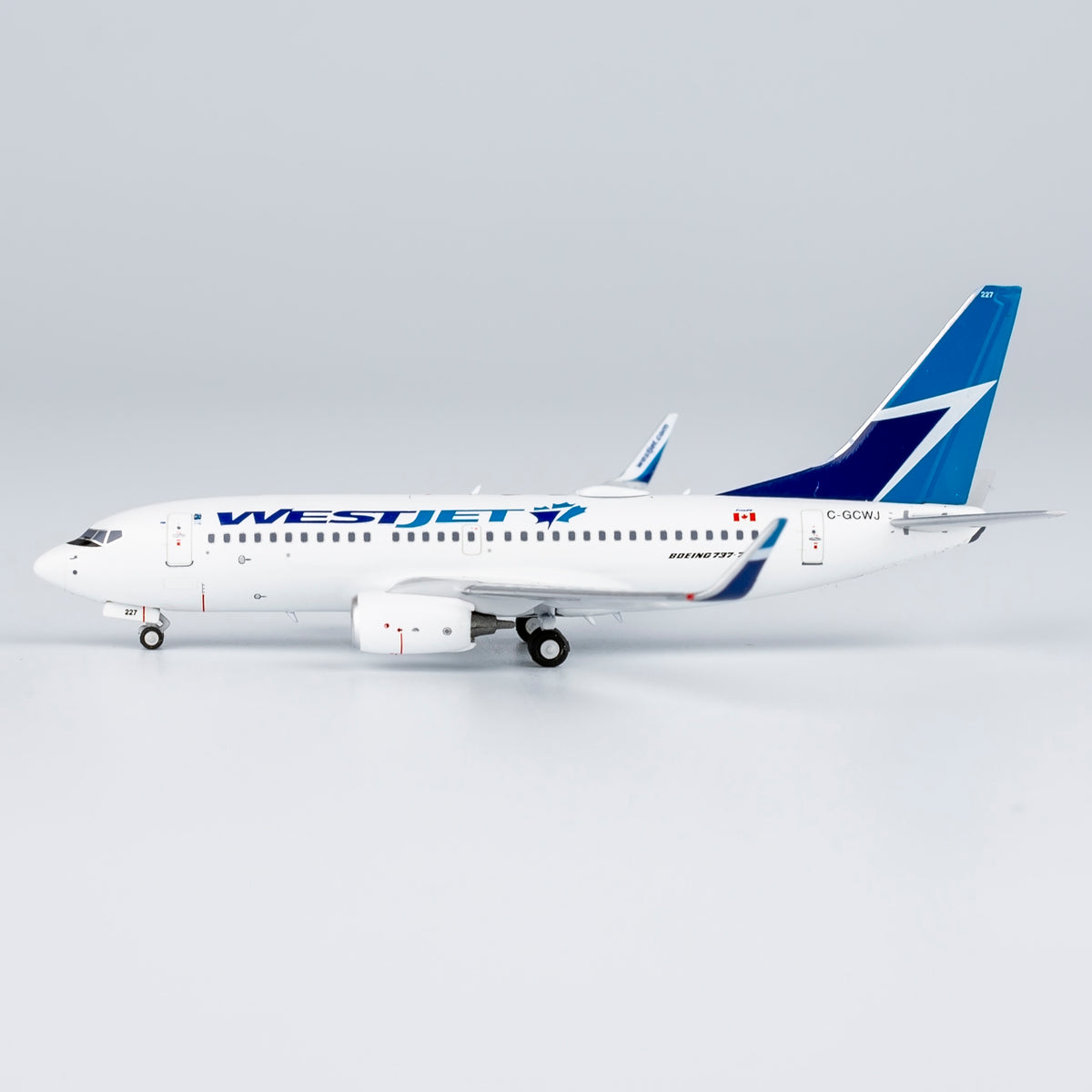 1/400 WestJet Airlines Boeing 737-700 C-GCWJ NG77038