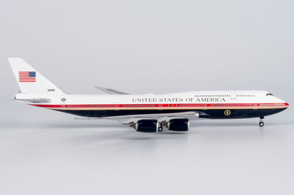 1/400 United States Air Force Boeing 747-8 NG78041
