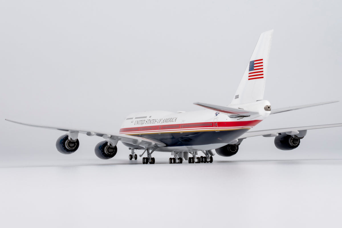 1/400 United States Air Force Boeing 747-8 NG78041