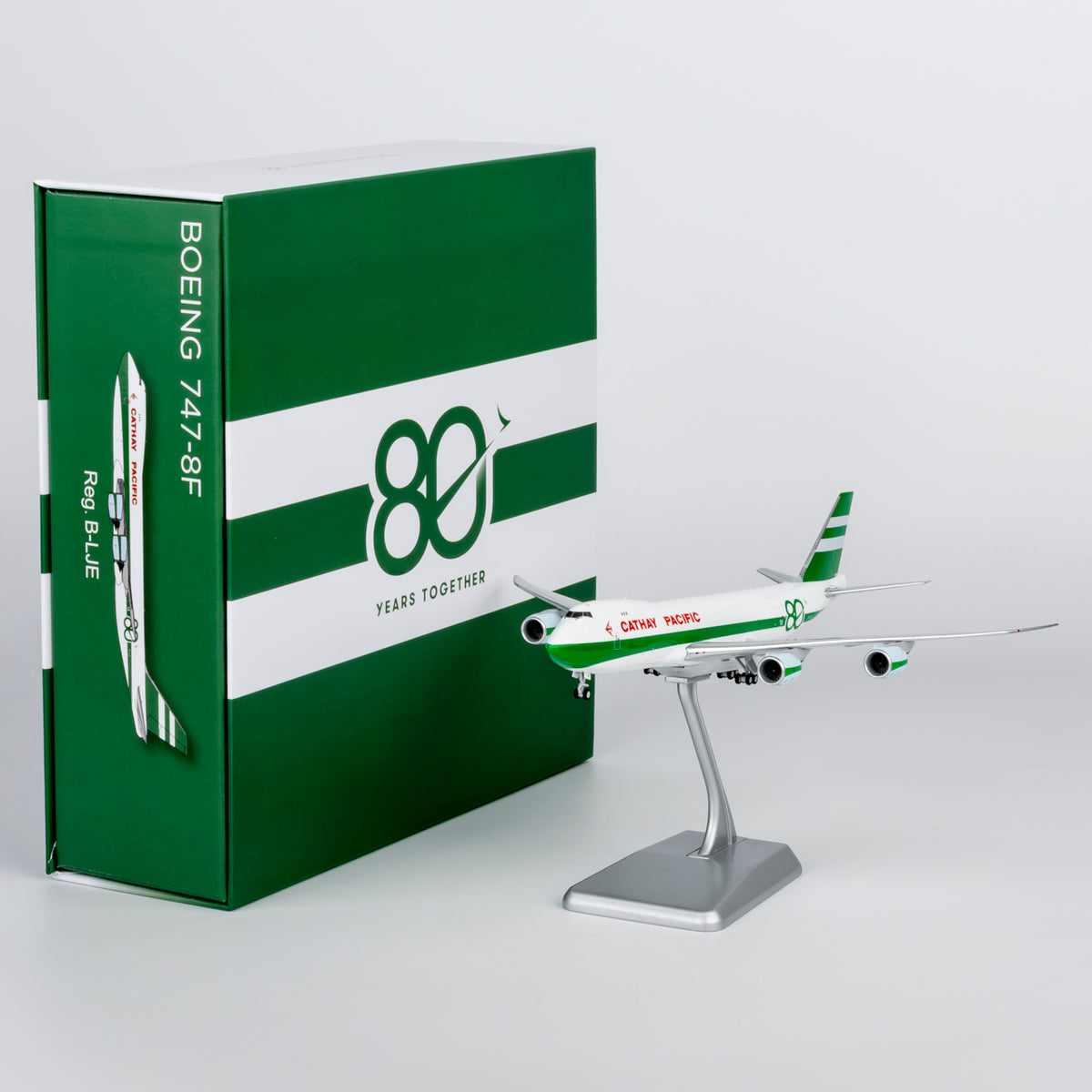 1/400 Cathay Pacific Boeing 747-8F B-LJE "Ultimate Collection, Luxurious Packaging" NG78043 - cover