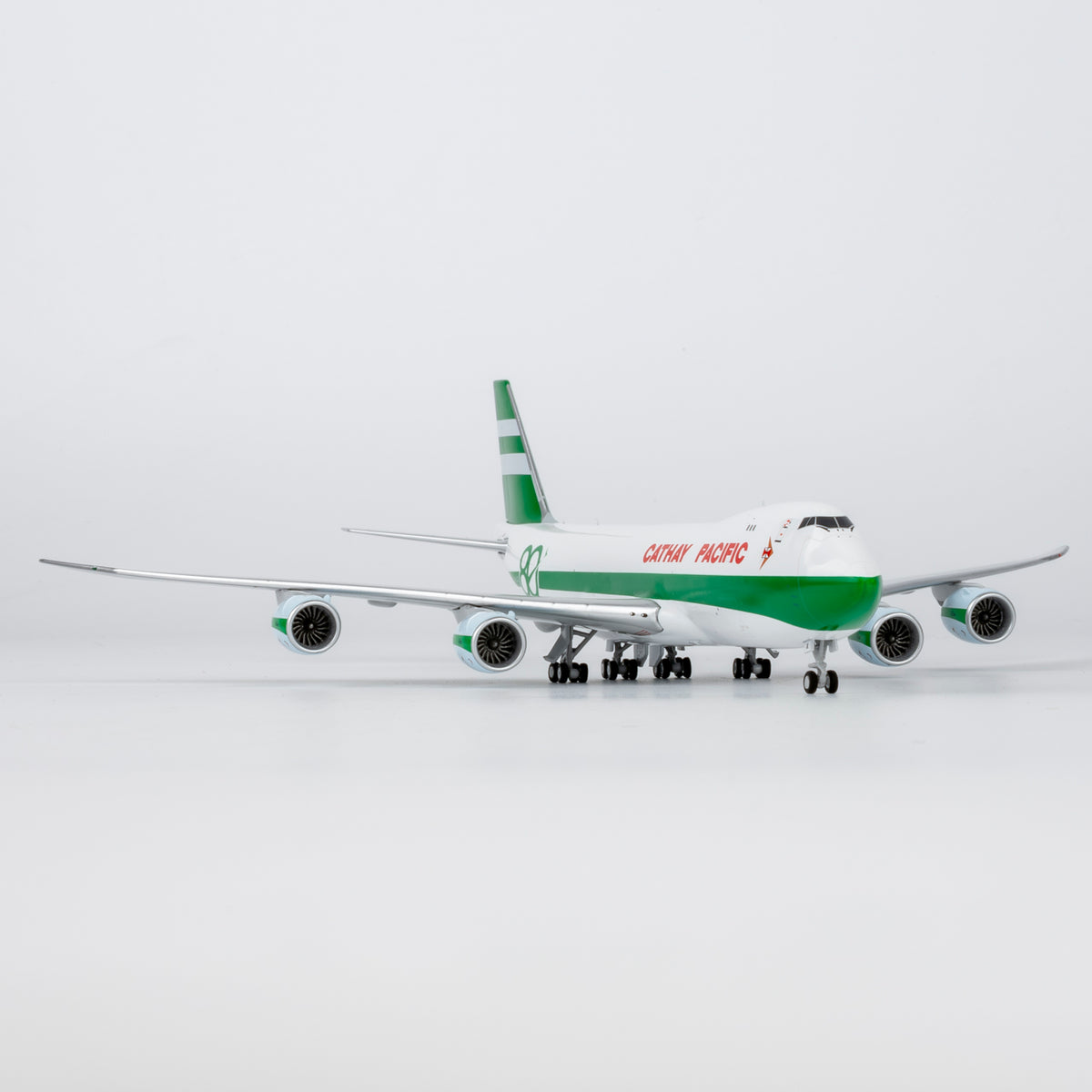 1/400 Cathay Pacific Boeing 747-8F B-LJE NG78044