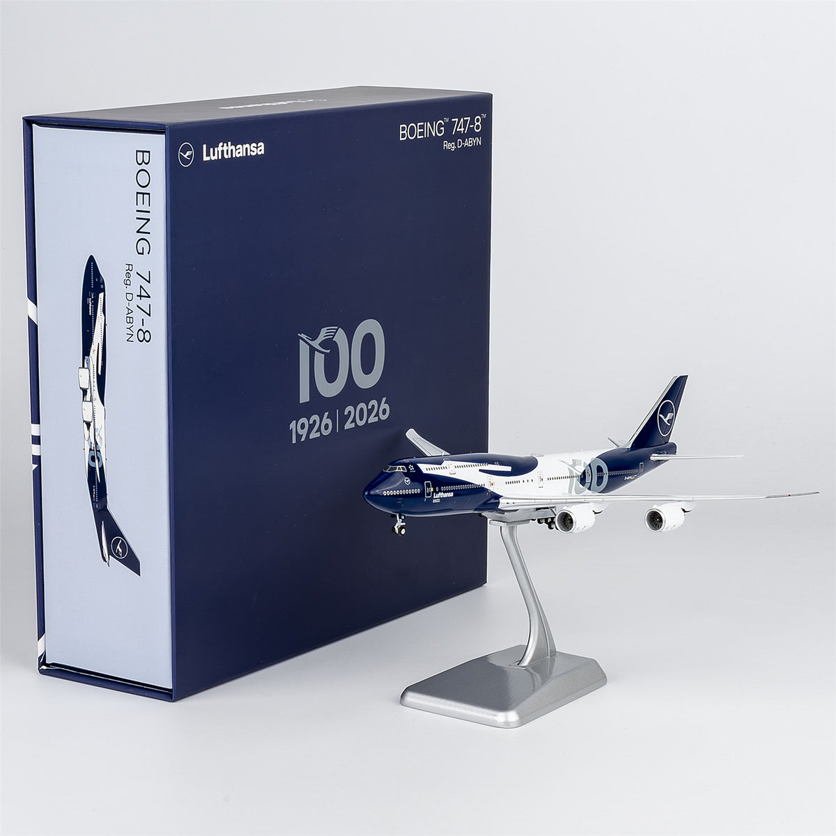 1/400 Lufthansa Boeing 747-8 D-ABYN "Luxurious Packaging" NG78045 - cover