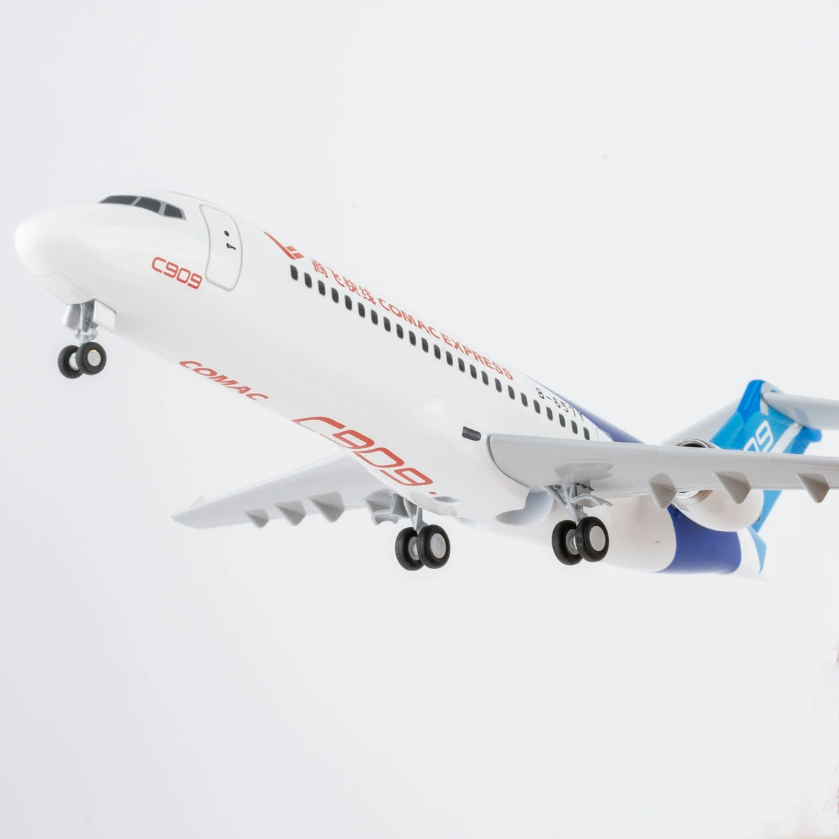 1/200 COMAC Express ARJ21-700 B-657Y NGCCS102