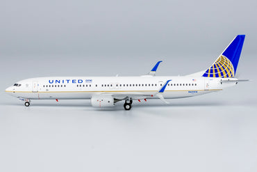 1/400 United Airlines Boeing 737-900ER N69818 NG79012