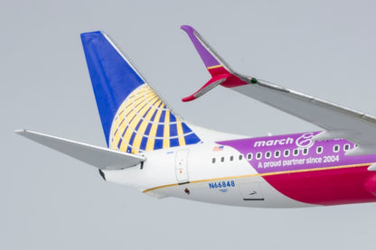 1/400 United Airlines Boeing 737-900ER N66848 NG79013 - cover