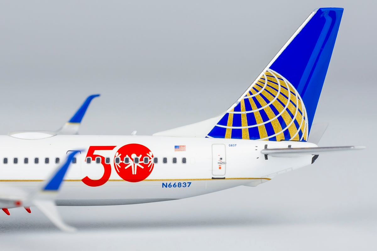 1/400 United Airlines Boeing 737-900ER N66837 "Special Olympics" NG79015