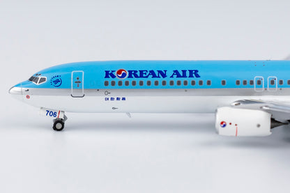 1/400 Korean Air Boeing 737-900ER HL7706 NG79017