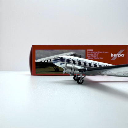 1/200 Swissair DC-3 HB-IRO 570558 - image 8