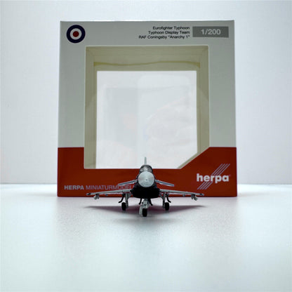 1/200 Eurofighter Typhoon 571821 - image 8