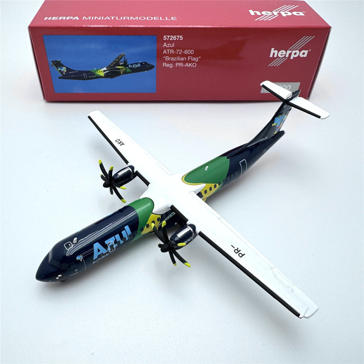 1/200 Azul ATR-72 PR-AKO 572675 - image 8