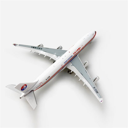1/400 China Eastern Airlines A340-300 B-2381 AV4310 - image 8