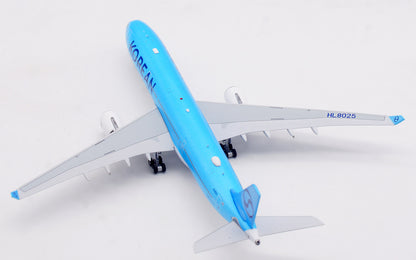 1/400 Korean Air A330-300 HL8025 AV4351 - image 8