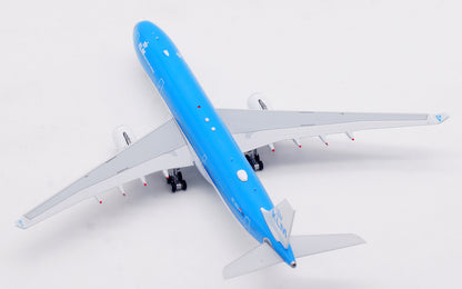 1/400 KLM A330-300 PH-AKB AV4373 - image 8