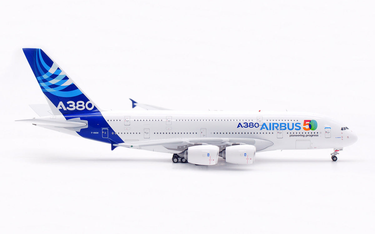 1/400 Airbus Industrie A380 F-WWOW AV4377 - image 8