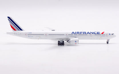 1/400 Air France B777-300ER F-GZNE AV4380 - image 8