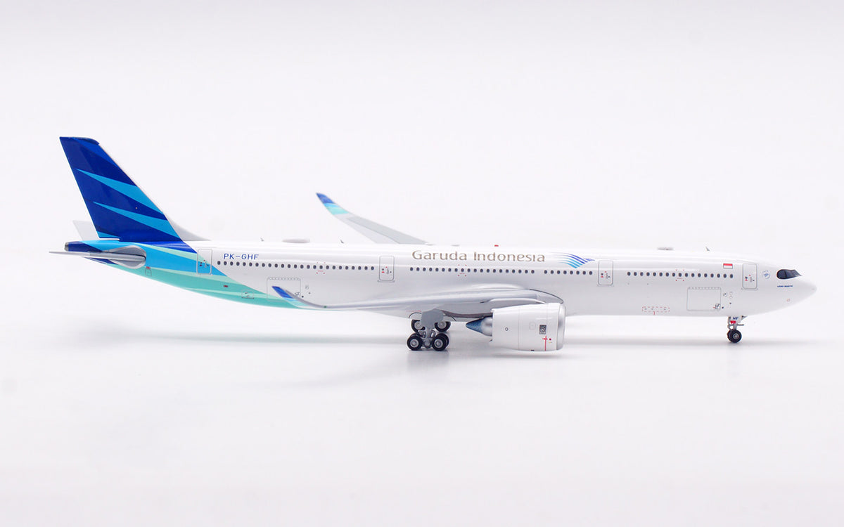 1/400 Garuda Indonesia A330-900NEO PK-GHF AV4413 - image 8