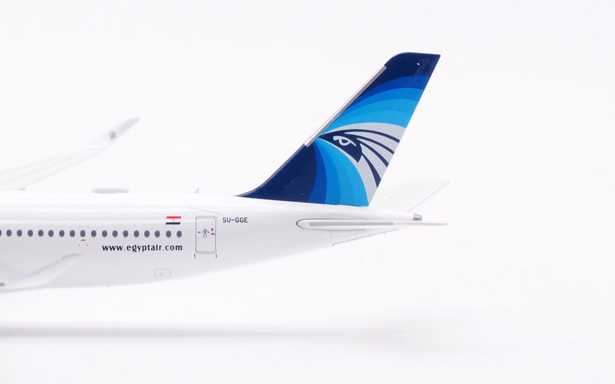 1/400 EgyptAir A350-900 SU-GGE AV4432 - image 8