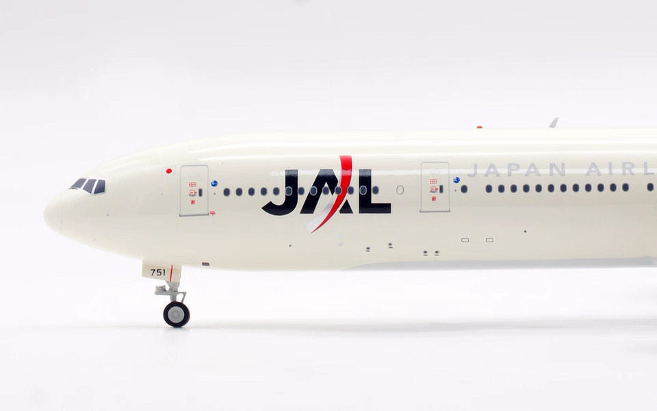 1/200 Japan Airlines B777-300 JA751J B-773-JL-51J - image 8