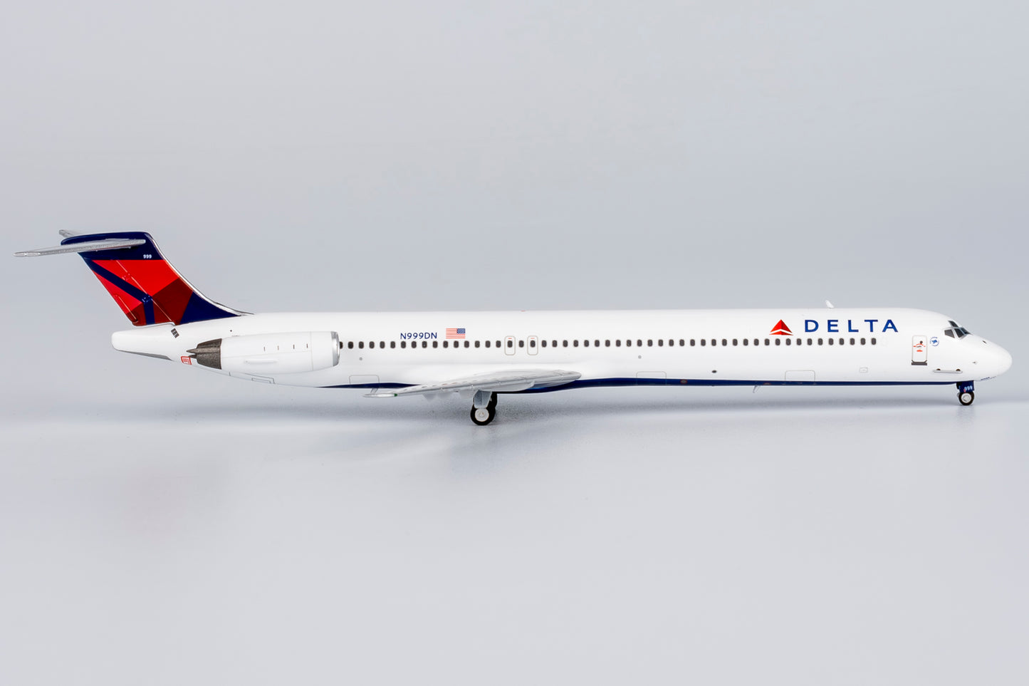 Delta Air Lines McDonnell Douglas MD-88 N999DN
