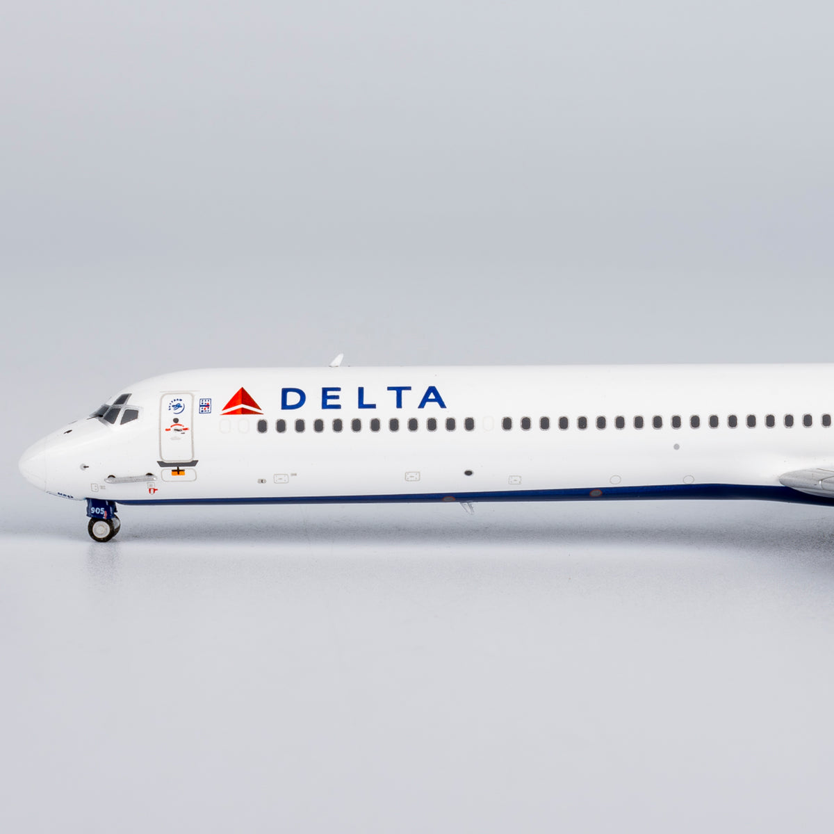 1/400 Delta Air Lines MD-88 N905DL NG83013