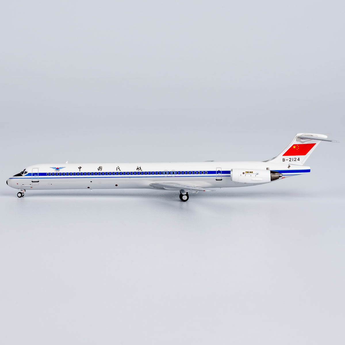 1/400 CAAC MD-82 B-2124 NG83016