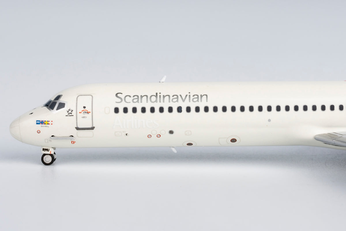 1/400 SAS Scandinavian Airlines MD-87 LN-RMU "Grim Viking" NG84002