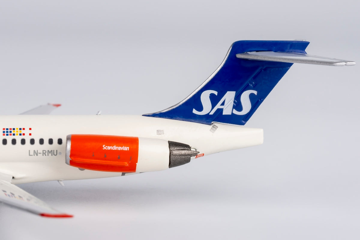 1/400 SAS Scandinavian Airlines MD-87 LN-RMU "Grim Viking" NG84002