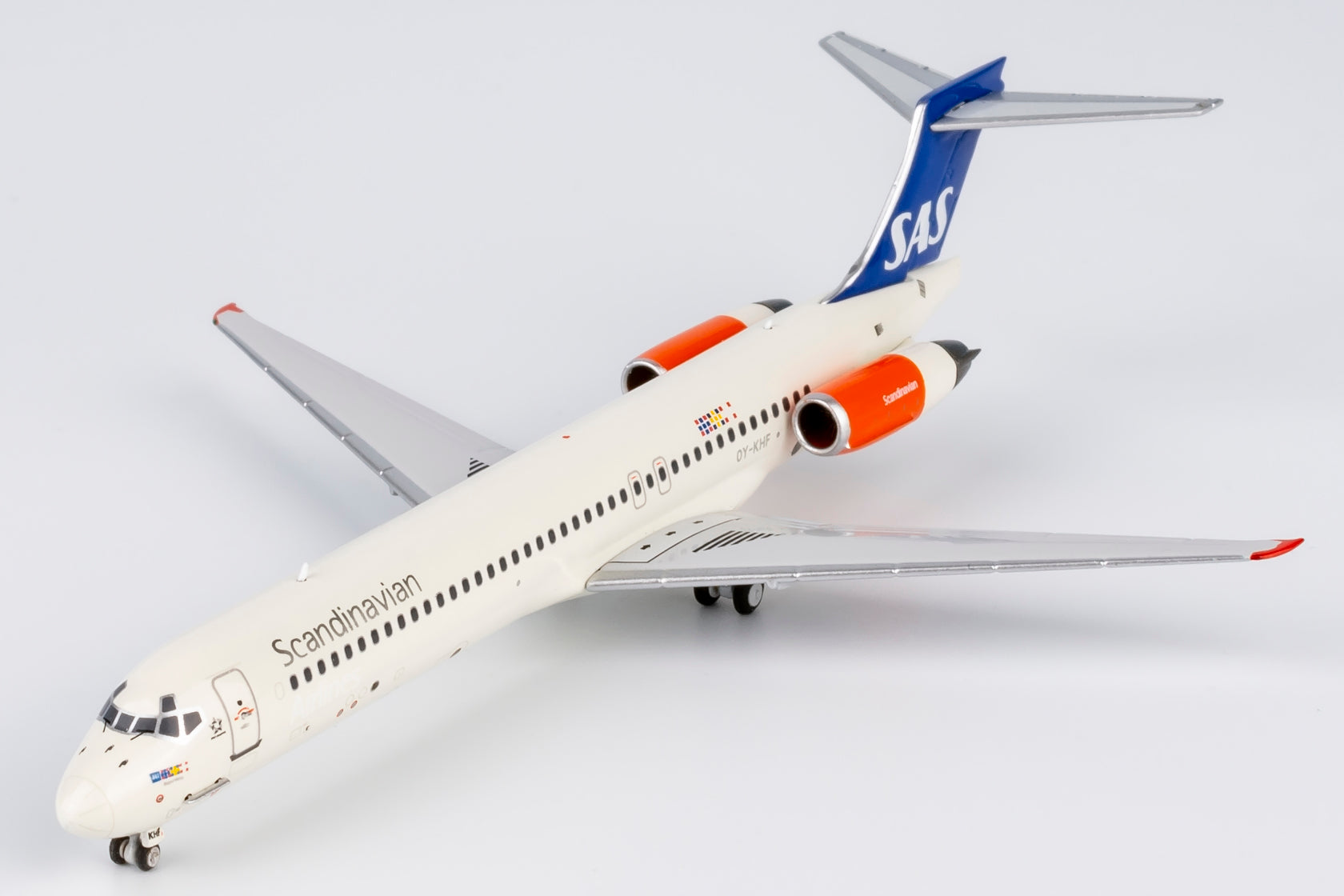 SAS McDonnell Douglas MD-87 "Ragnar Viking" OY-KHF