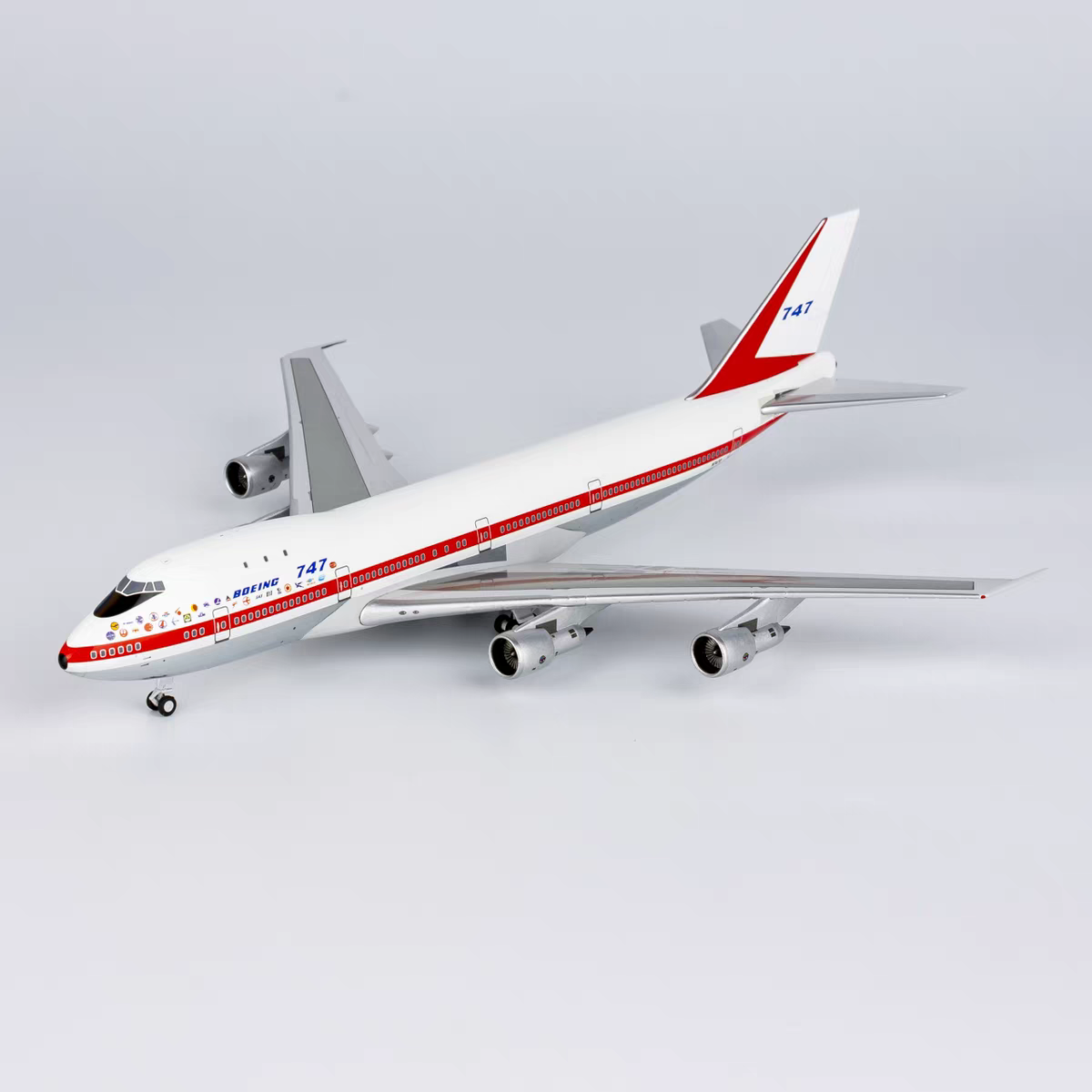 1/400 Boeing 747-100 N7470 NGBOE001