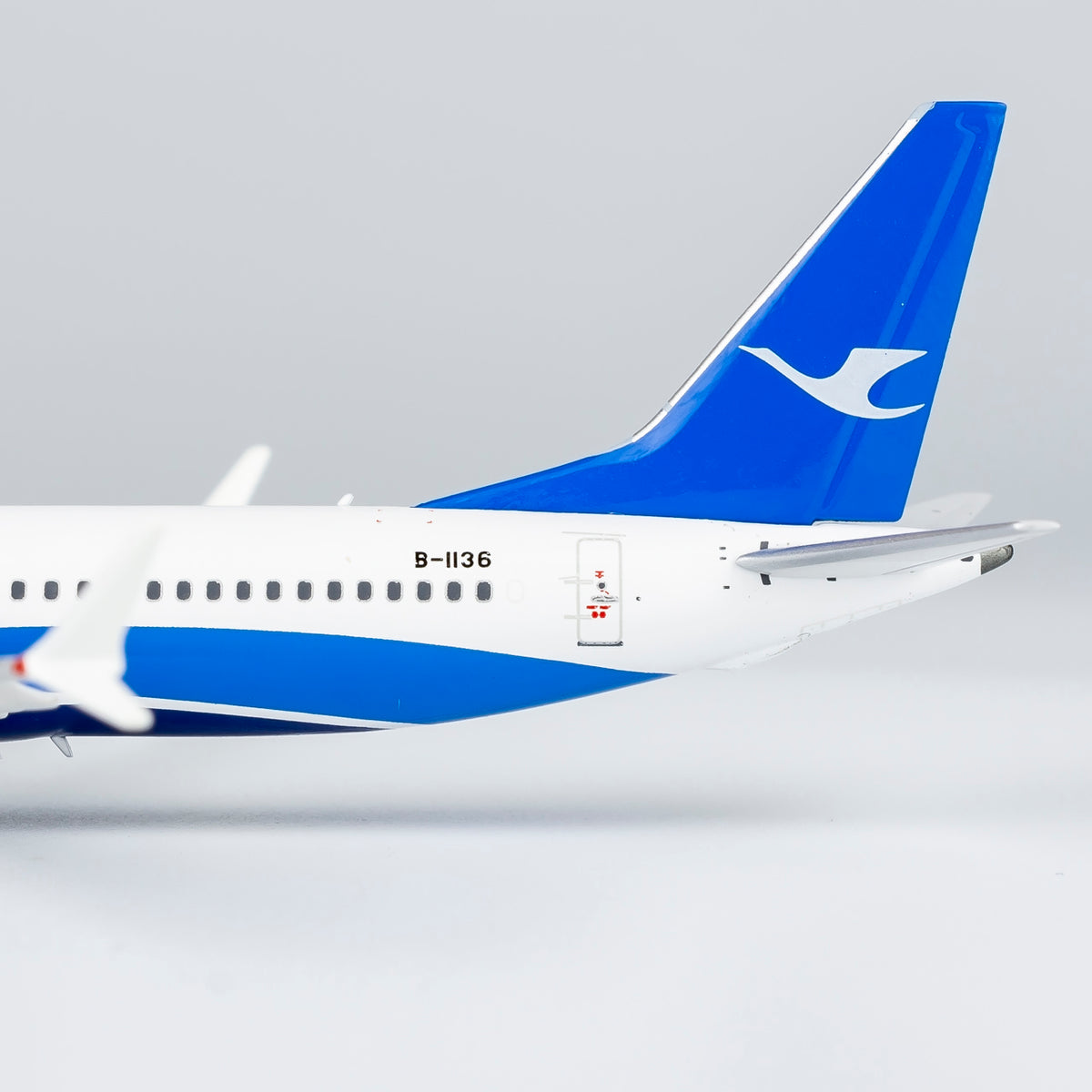 1/400 Xiamen Air Boeing 737 MAX8 B-1136 NG88030