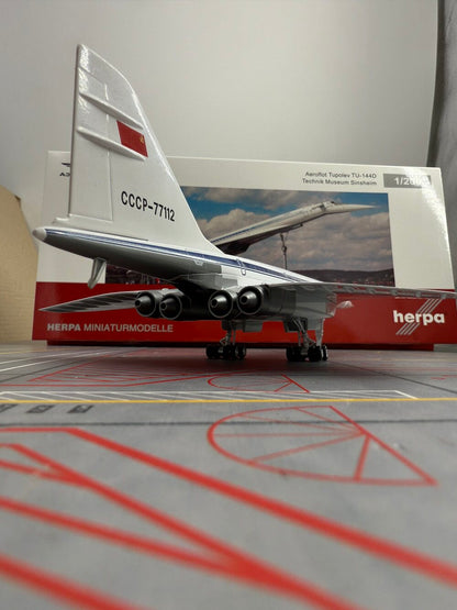 1/200 Aeroflot Tu-144 CCCP-77112 556323-001 - image 9