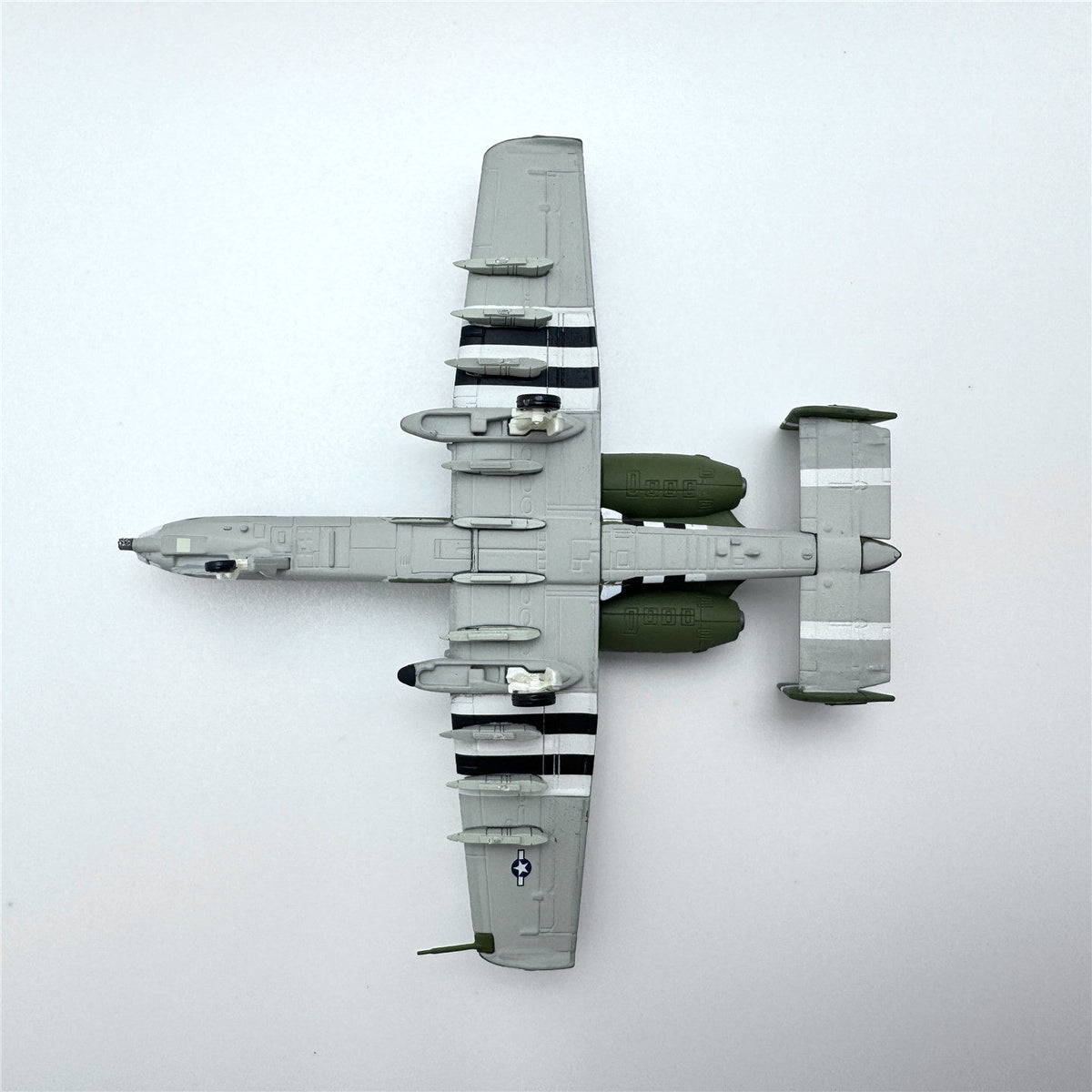 1/200 United States Air Force A-10 80-0221 572347 - image 9