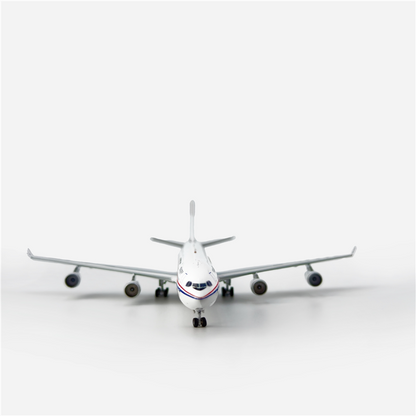 1/400 China Southwest Airlines A340-300 B-2388 AV4314 - image 9
